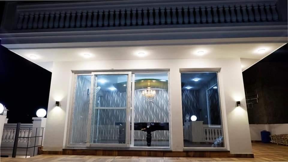 Greystone Villa, Swiming Pool , Bbq , Big Garden, Pool Table, Party Speaker, Bathtub, Kitchen, 15Mins To Golden Temple Amritsar Exterior photo