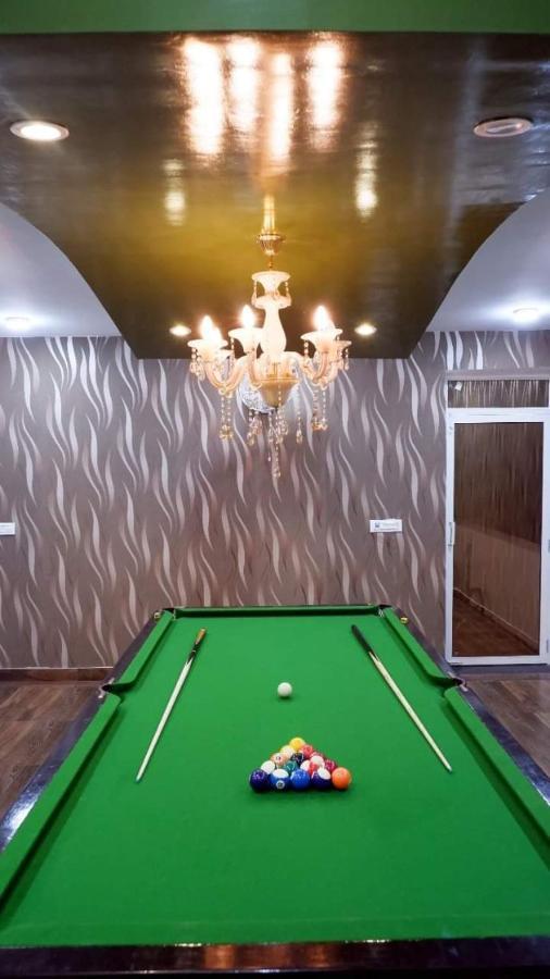 Greystone Villa, Swiming Pool , Bbq , Big Garden, Pool Table, Party Speaker, Bathtub, Kitchen, 15Mins To Golden Temple Amritsar Exterior photo