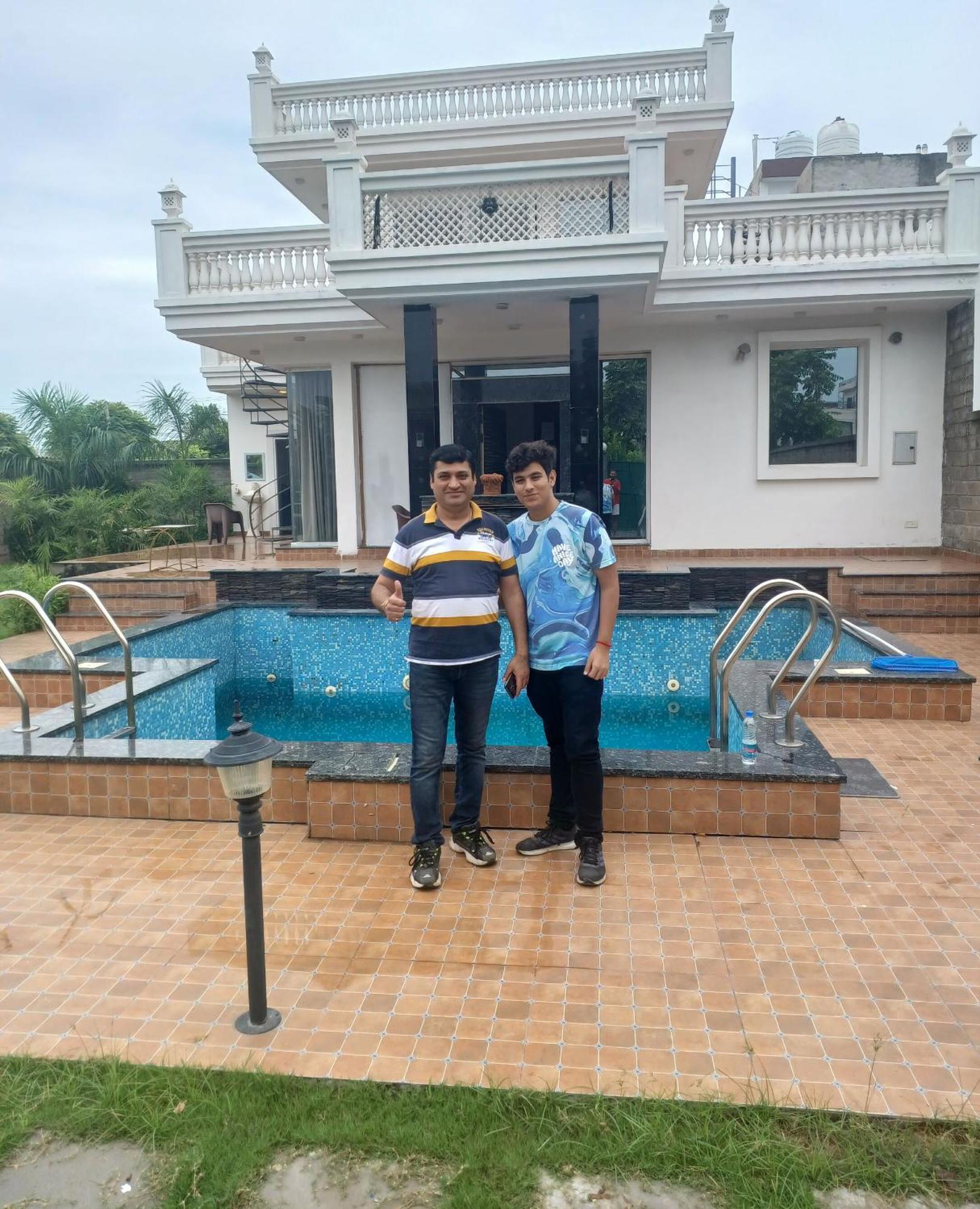 Greystone Villa, Swiming Pool , Bbq , Big Garden, Pool Table, Party Speaker, Bathtub, Kitchen, 15Mins To Golden Temple Amritsar Exterior photo