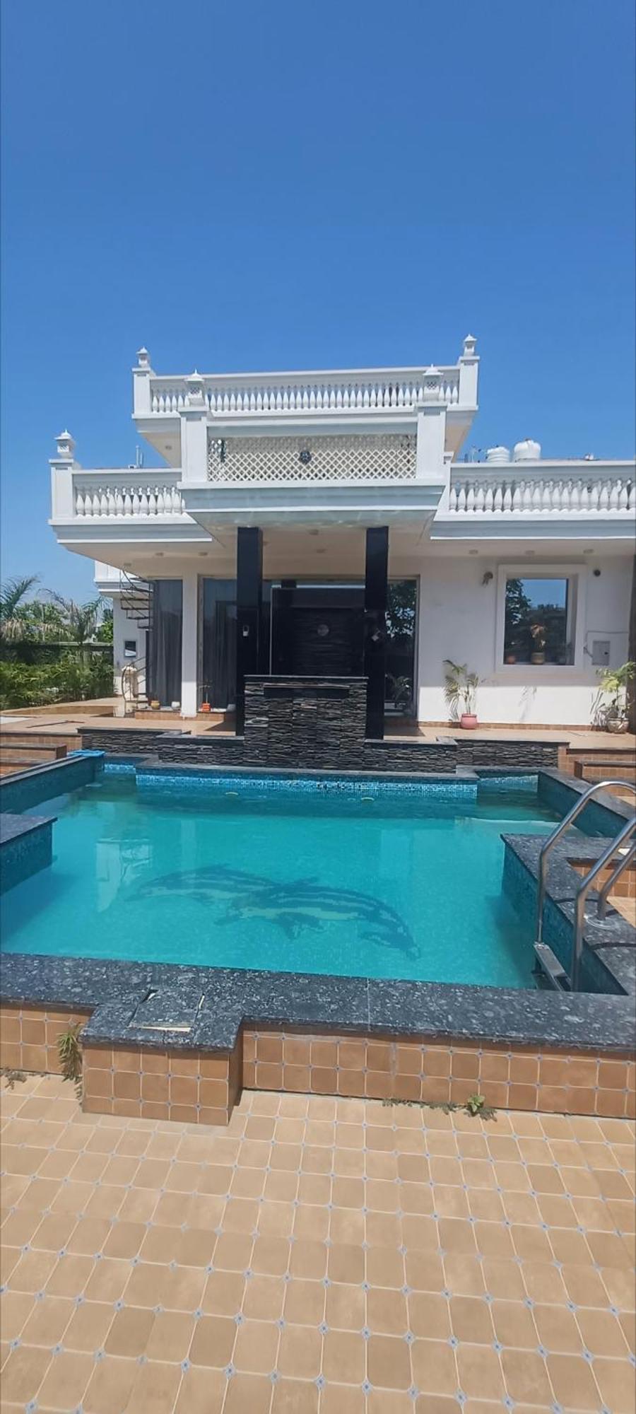 Greystone Villa, Swiming Pool , Bbq , Big Garden, Pool Table, Party Speaker, Bathtub, Kitchen, 15Mins To Golden Temple Amritsar Exterior photo